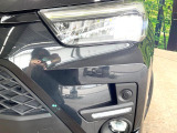 【シーケンシャルターンランプ付きLEDヘッドライト】人気の『流れるウィンカー』付きのLEDヘッドライトを装備♪高級感はもちろん、点灯時は存在感たっぷりで他車からも認識されやすく安心です。