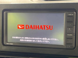 【純正ナビ】人気の純正ナビを装備しております。ナビの使いやすさはもちろん、オーディオ機能も充実!キャンプや旅行はもちろん、通勤や買い物など普段のドライブも楽しくなるはず♪