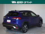 色はきれいなダークブルーマイカメタリックです。