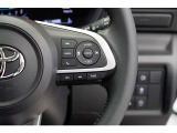 高速道路を頻繁に利用する方におすすめのレーダークルーズコントロール。前を走っている車との適切な距離を保って走行してくれます。長距離運転の疲労感も違いますよ。適度な休憩も忘れずに★