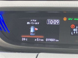 視認性に優れたメーターを採用しており、走行中でも車速や情報が分かりやすく表示されます。運転時の視線移動をむりのない範囲に抑え、快適で安心感のあるドライブをサポートします。