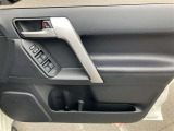 各種スイッチです