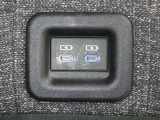 【充電用USB端子】デバイスの充電に便利です。※実際の接続端子は写真で確認or店舗までご気軽にお問合せください♪