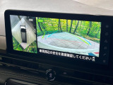 【アラウンドビューモニター】専用のカメラにより、上から見下ろしたような視点で360度クルマの周囲を確認することができます☆死角部分も確認しやすく、狭い場所での切り返しや駐車もスムーズに行えます。