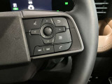 ステアリングスイッチ搭載!ハンドルひとつで手を離さなくても運転中視線をそらさなくても操作が出来て便利です♪