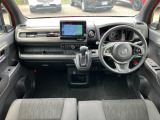 弊社ではメンテナンスパックをご用意しております。プロの目でしっかりチェックしたお車ならロングドライブも安心、うっかり忘れがちなメンテナンスも事前に案内状やお電話で時期をお知らせいたします。
