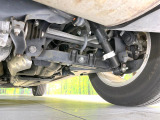 お車を安心してお乗りいただく為には、足回りの定期点検が欠かせません。サービスサポート(有償保証)では無料点検もご提供しており、安心のカーライフをお過ごしいただけるサポート体制が整っています。