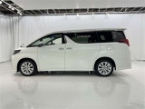 色は人気のホワイトパールクリスタルシャインです。