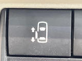 【パワースライドドア】スマートキーや運転席のスイッチでスライドドアの開閉が可能♪電動だから力を入れてドアを開ける必要が無く、小さいお子様でも、重い荷物を持っている時もラクに開け閉めできます♪