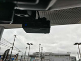 日産純正ディーラーオプションの●JVCケンウッド製ナビ連動ドライブレコーダー(前方)DJ4付き。microSDカードを移動せずにナビ画面でドラレコの録画を視聴出来ます。