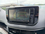【全周囲カメラ】真上から車を見たようにモニターで確認ができる。是非実際の車で体感してみてください。