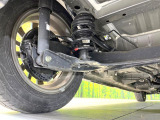 お車を安心してお乗りいただく為には、足回りの定期点検が欠かせません。サービスサポート(有償保証)では無料点検もご提供しており、安心のカーライフをお過ごしいただけるサポート体制が整っています。