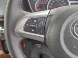 ステアリングスイッチも付いておりますので、運転中でも音量の変更など可能です。