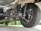 お車を安心してお乗りいただく為には、足回りの定期点検が欠かせません。サービスサポート(有償保証)では無料点検もご提供しており、安心のカーライフをお過ごしいただけるサポート体制が整っています。