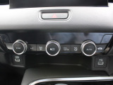 シートヒーター装備付き車!!座席に埋め込まれた電熱線によりシートを暖めることが出来る装備で、温めたられたシートは、寒い冬には最適です!!