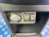 運転席にはシートヒーター機能が付いています。寒い日の心強い味方です♪
