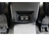 充電用USB装備しています。