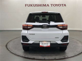 非視認性を高めた大きなランプは後続車への注意を促し、衝突の可能性の軽減に寄与します。