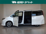 両側パワースライドドア付きだから、狭い駐車スペースなどでの 乗り降りラクラク!小さなお子さまのいるご家庭には嬉しい装備。