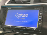 【純正ナビ】人気の純正ナビを装備しております。ナビの使いやすさはもちろん、オーディオ機能も充実!キャンプや旅行はもちろん、通勤や買い物など普段のドライブも楽しくなるはず♪