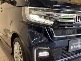 【LEDヘッドライト】ディスチャージヘッドライト(HID)と同等の明るさで、夜道や雨天走行が明るく視界良好!! フォグライトも装備で、安心感さらにUPです♪安心ドライブを楽しんで下さい♪