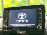 【8インチ ディスプレイオーディオ】大画面のディスプレイはAppleCarPlayやAndroidAutoが利用可能。大きな画面でスマホナビアプリ等が利用いただけます♪
