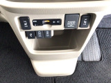 車を初めて購入されるお客様や、車にあまり詳しくないお客様にもわかりやすく丁寧に説明させて頂きます♪