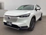 車名の由来:ヴェゼルはカットした宝石の小さな面(Bezel)とクルマ(Vehicle)を組み合わせた造語で、「角度によって表情を変える宝石のように、多面的な魅力と価値を持つクルマ」を意味する。