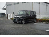 総額表示の諸費用は、岡山県内での登録費用で計算しております。県外のお客様においては別途、登録費用、陸送費用が必要になります。