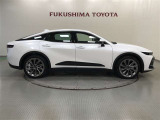【まるごとクリーニング】シートを取り外し、車内を徹底洗浄。隅々まで丁寧に仕上げています。