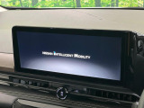 【純正12.3型ナビ】人気の純正ナビを装備しております。ナビの使いやすさはもちろん、オーディオ機能も充実!キャンプや旅行はもちろん、通勤や買い物など普段のドライブも楽しくなるはず♪