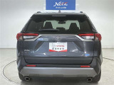 いつでも、どこでも、行きたい場所へ自由に行ける。世界を広げる、本格的なSUV・RAV4!!