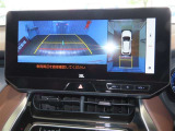 バックガイドモニターで、後方を確認しながら安心して駐車することができます。運転初心者も熟練者も必須の機能ですよ!