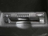 ナビ連動タイプのETC車載機です。ナビゲーションと連動してくれますのでカード未挿入を知らせてくれるなど便利な機能が追加されています。