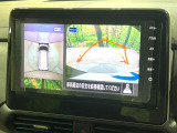 【マルチアラウンドモニター】専用のカメラにより、上から見下ろしたような視点で360度クルマの周囲を確認することができます☆死角部分も確認しやすく、狭い場所での切り返しや駐車もスムーズに行えます。