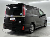 走りにこだわりながら収納力も持ち合わせたお車です。荷物を載せて軽快なドライブを楽しめますよ♪