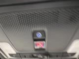 ホンダコネクトも装備しております。いざという時にスイッチ一つで助けに駆けつけてくれるんです。詳しくはスタッフまで