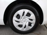 タイヤサイズは185/65R15です