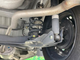 お車を安心してお乗りいただく為には、足回りの定期点検が欠かせません。サービスサポート(有償保証)では無料点検もご提供しており、安心のカーライフをお過ごしいただけるサポート体制が整っています。