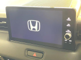 【メーカー純正ナビ】インテリアに溶け込むスタイリッシュな「専用設計」メーカーナビを装備♪視認性や操作性など基本性能にも優れ、より上質なカーライフをお楽しみいただけます。