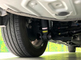 お車を安心してお乗りいただく為には、足回りの定期点検が欠かせません。サービスサポート(有償保証)では無料点検もご提供しており、安心のカーライフをお過ごしいただけるサポート体制が整っています。