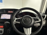 使いやすく運転しやすいレイアウトの運転席周り。