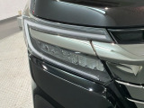 LEDヘッドライトは、点灯の瞬間から最大光量を発揮し、突然暗くなるトンネルなどでの安定感を高めます。