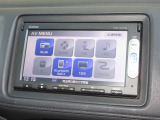 ナビゲーションは純正メモリーナビ(VXM-155VSi)を装着しております。AM、FM、CD、DVD再生、Bluetooth、ワンセグTVがご使用いただけます。初めて訪れた場所でも安心ですね!
