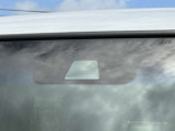 【ホンダセンシング】走行中に前方の車両等を認識し、衝突しそうな時は警報とブレーキで衝突回避と被害軽減をアシスト。より安全にドライブをお楽しみいただけます。