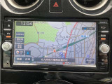 純正ナビゲーション。地上デジタル放送・DVD再生・SD音楽再生・Bluetooth接続