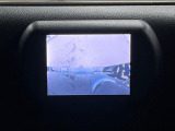 ●サイドカメラ:左側面の視界が写し出されます!狭い道路での走行や駐車ラインの確認などにも役立ちます!