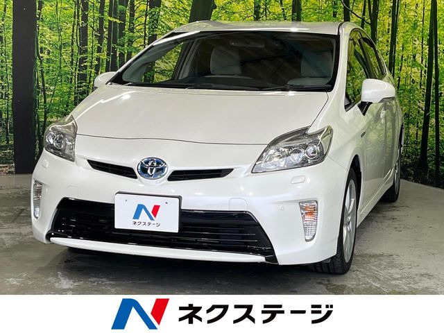 トヨタ プリウス 