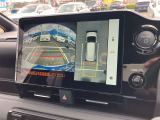 パノラマモニター付きです。これで駐車の苦手な方も安心です。