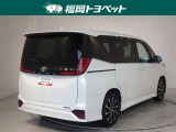 色は人気のホワイトパールクリスタルシャインです。